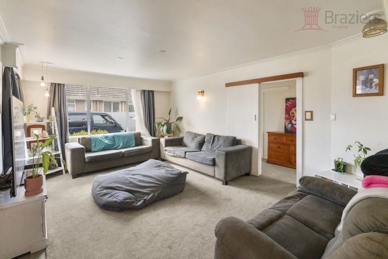 Photo of property in 29 Vancouver Crescent, Wainoni, Christchurch, 8061