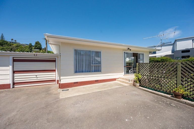 Photo of property in 3/7 Parkers Road, Tahunanui, Nelson, 7011