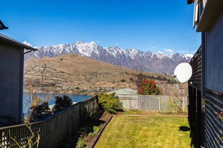 Photo of property in 70 Hensman Road, Queenstown, 9300