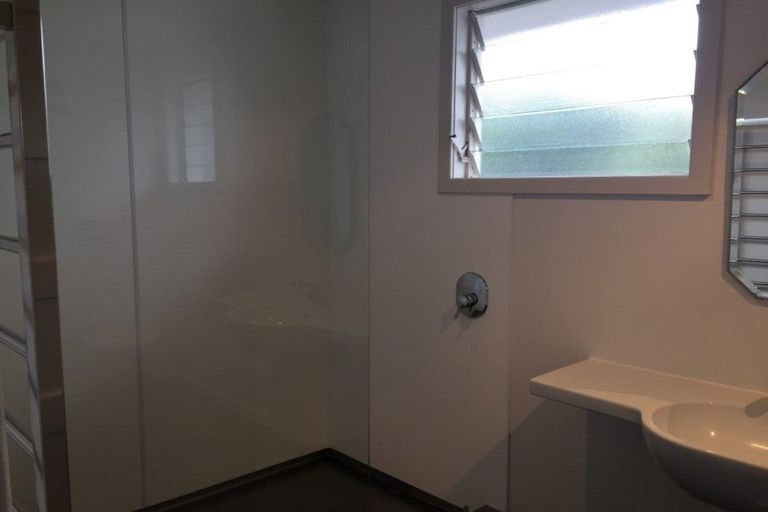 Photo of property in 48 Doralto Road, Frankleigh Park, New Plymouth, 4310