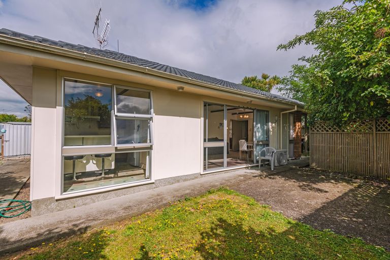 Photo of property in 7 Brightwater Terrace, Terrace End, Palmerston North, 4410