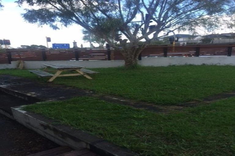 Photo of property in 177 Birkenhead Avenue, Birkenhead, Auckland, 0626