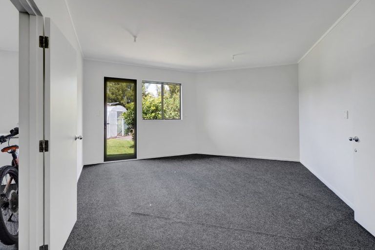 Photo of property in 371b Mangorei Road, Merrilands, New Plymouth, 4312