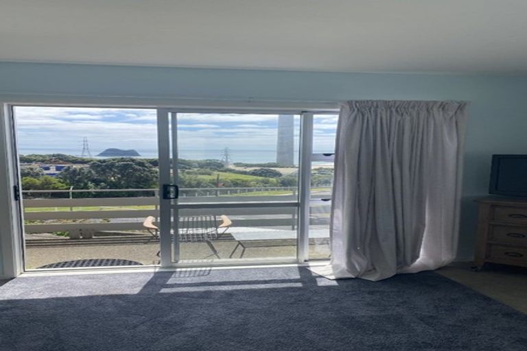 Photo of property in 2/31 Findlay Street, Moturoa, New Plymouth, 4310