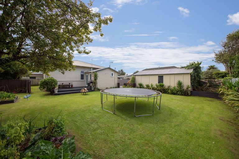 Photo of property in 132 College Street, Awapuni, Palmerston North, 4412
