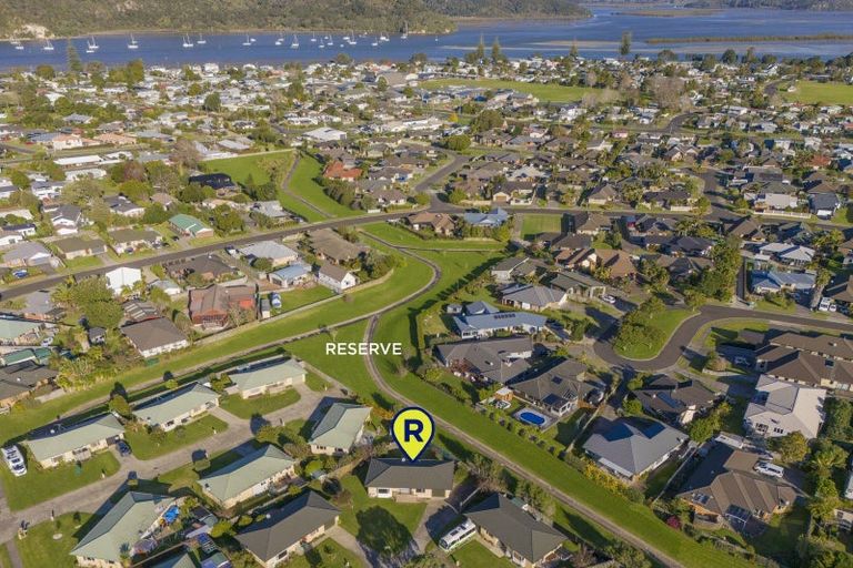 Photo of property in 8 Seascape Avenue, Whitianga, 3510