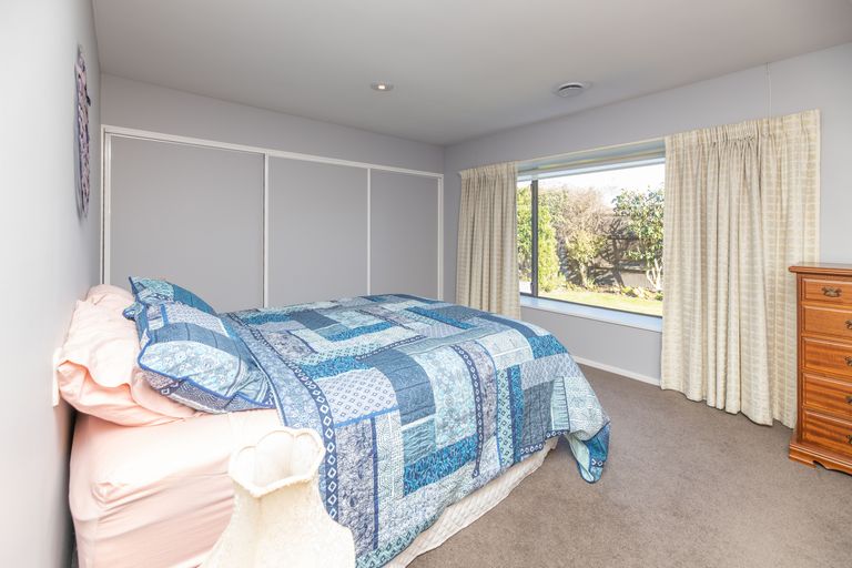 Photo of property in 45 Munro Street, Redwood, Christchurch, 8051
