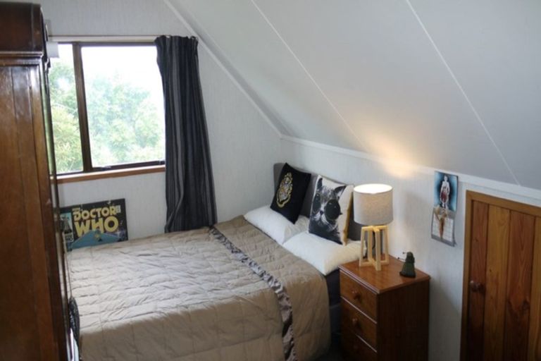 Photo of property in 1/406 East Coast Road, Sunnynook, Auckland, 0630