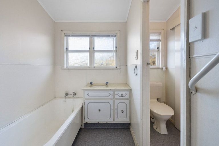 Photo of property in 130 Gillespies Line, Cloverlea, Palmerston North, 4412