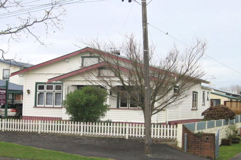 Photo of property in 13b Livingstone Avenue, Nawton, Hamilton, 3200