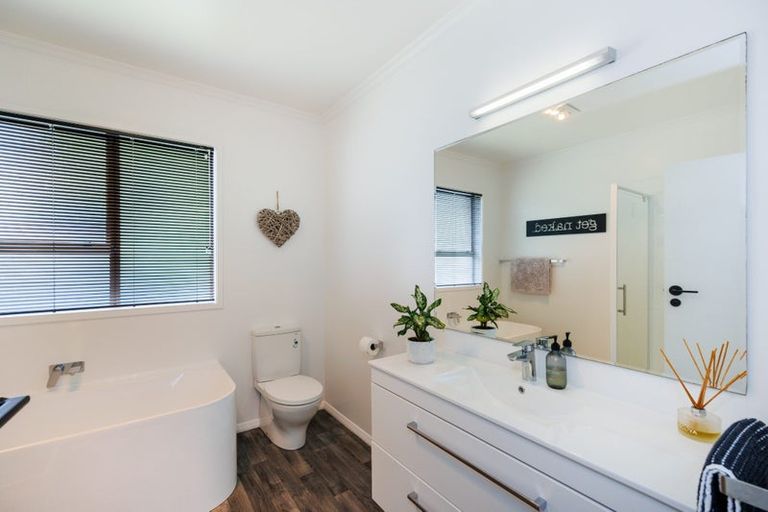 Photo of property in 23 Sutherland Crescent, Westbrook, Palmerston North, 4412