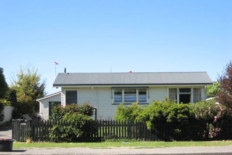 Photo of property in 15 Rata Street, Rangiora, 7400