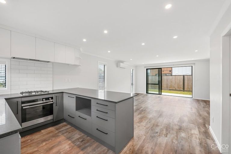 Photo of property in 25 Doug Jensen Street, Wallaceville, Upper Hutt, 5018