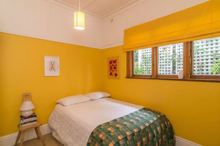 Photo of property in 4 Lower Watt Street, Wadestown, Wellington, 6012