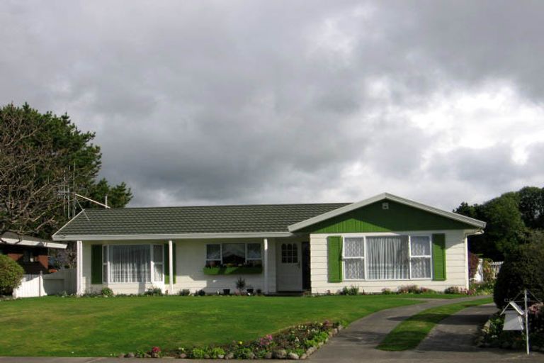 Photo of property in 54 Carter Crescent, Awapuni, Palmerston North, 4412