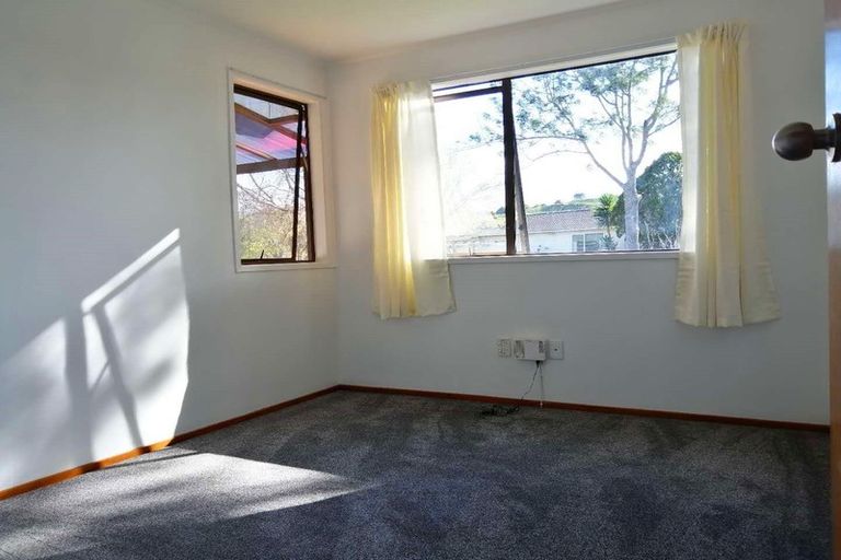 Photo of property in 3 Lyren Place, Half Moon Bay, Auckland, 2012