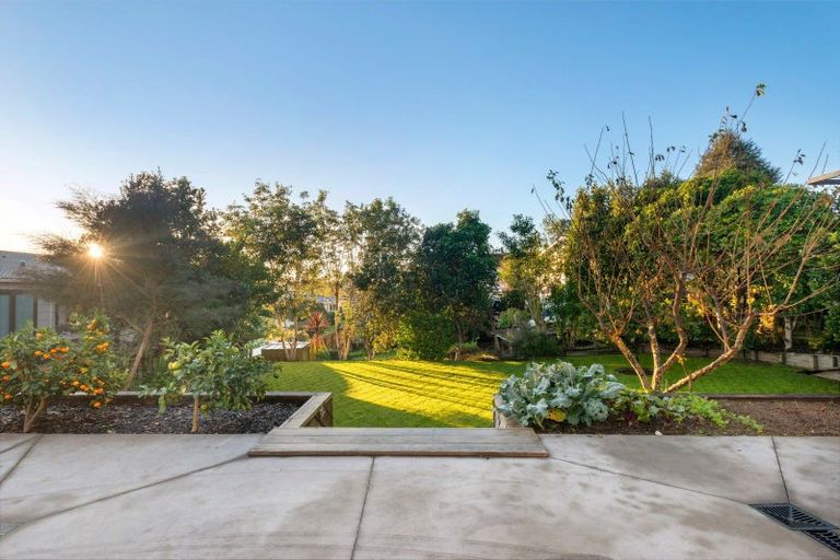 Photo of property in 259 Bellevue Road, Bellevue, Tauranga, 3110