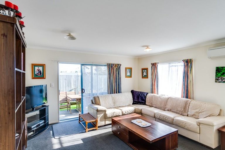 Photo of property in 75 Hillary Crescent, Maraenui, Napier, 4110