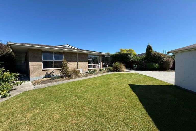 Photo of property in 2/259a Fifield Terrace, Opawa, Christchurch, 8023