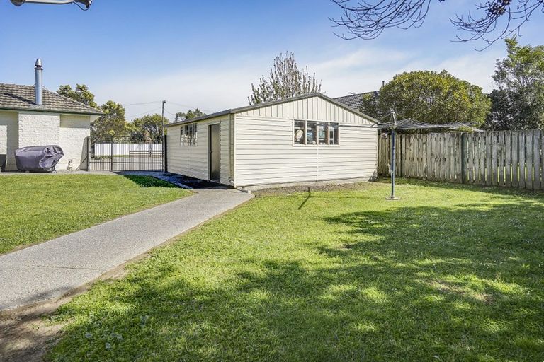 Photo of property in 12 Morris Road, Amberley, 7410
