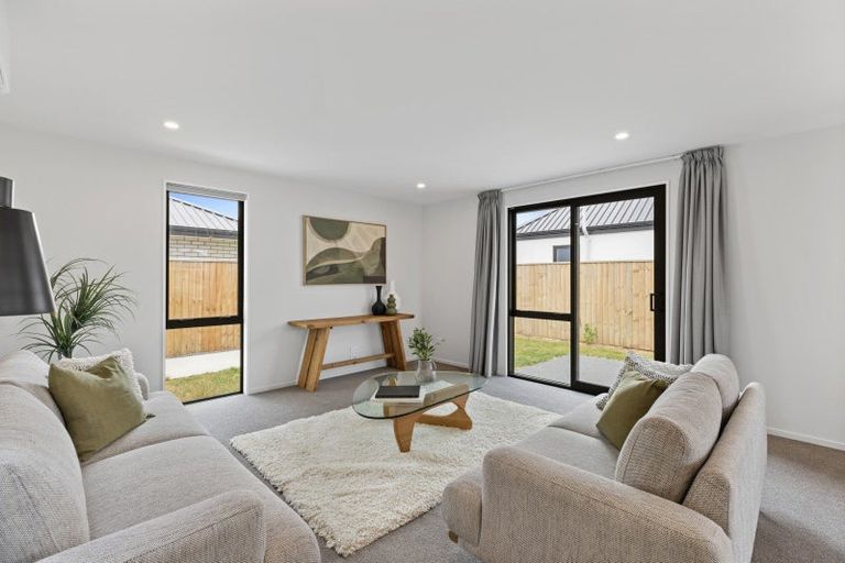 Photo of property in 14 Hunt Road, Rolleston, 7615