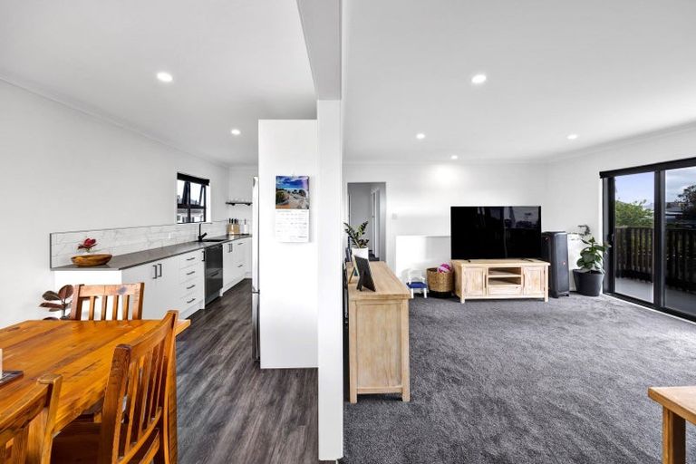 Photo of property in 35 Collins Street, Hawera, 4610