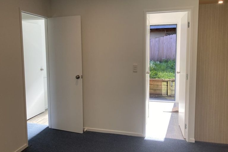 Photo of property in 30 Redwood Drive, Massey, Auckland, 0614