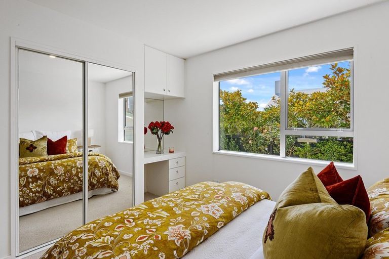 Photo of property in 85 Beachville Road, Redcliffs, Christchurch, 8081