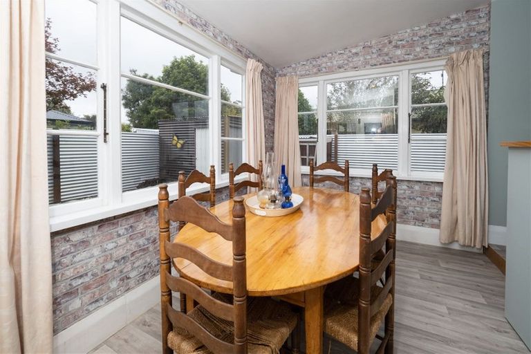 Photo of property in 132 Mcmurdo Street, Tinwald, Ashburton, 7700