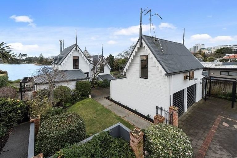 Photo of property in 58a Lake Crescent, Hamilton Lake, Hamilton, 3204