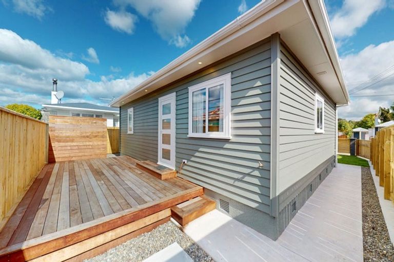 Photo of property in 29 Liverpool Street, Levin, 5510
