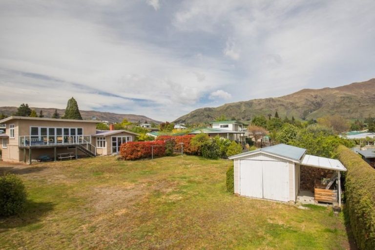 Property details for 145 Warren Street, Wanaka, 9305