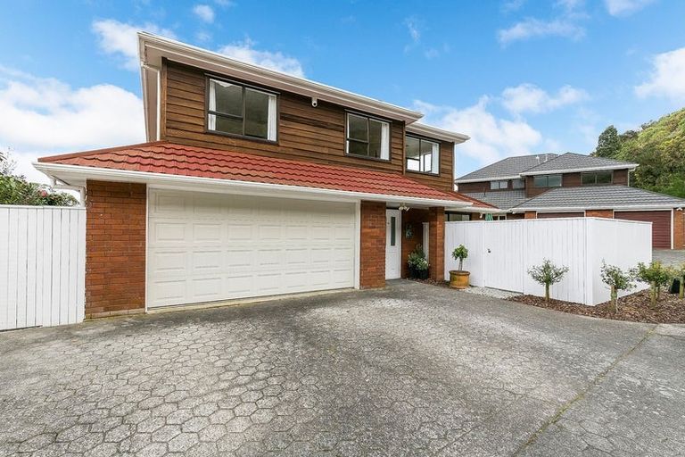 Photo of property in 61 Satara Crescent, Khandallah, Wellington, 6035