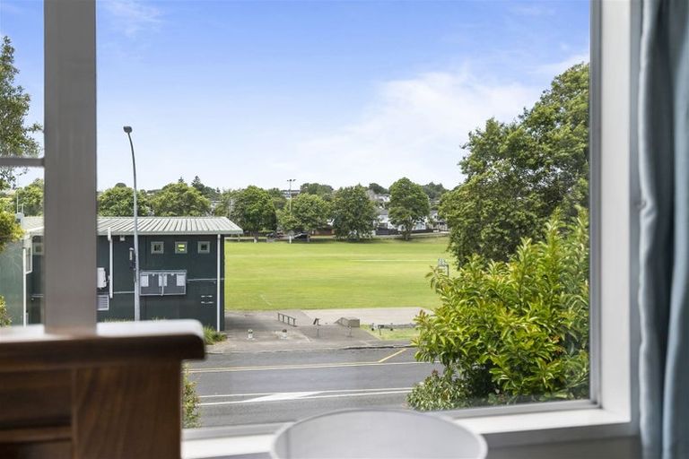 Photo of property in 1/71 Wellington Street, Howick, Auckland, 2014