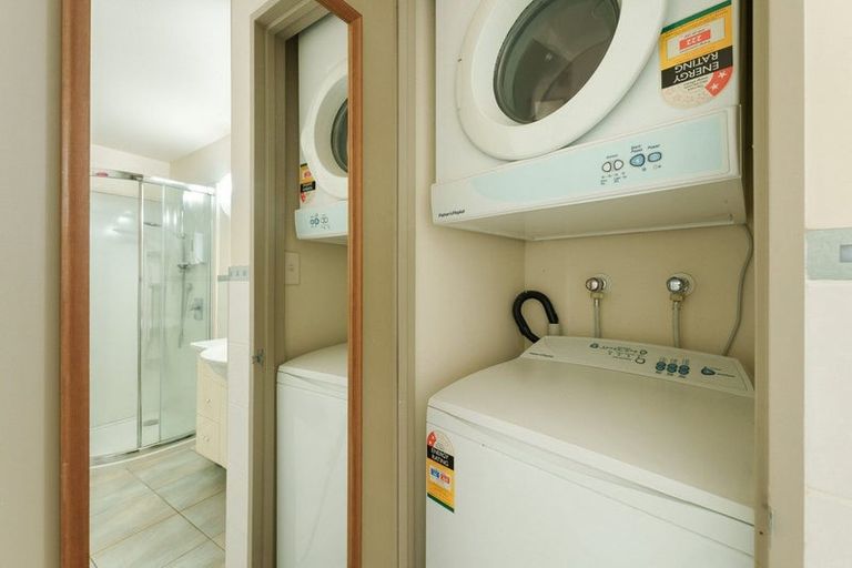 Photo of property in Anchorage Apartments, 317/36 Victoria Road, Mount Maunganui, 3116