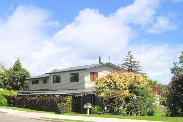 Photo of property in 29 Otupai Street, Two Mile Bay, Taupo, 3330