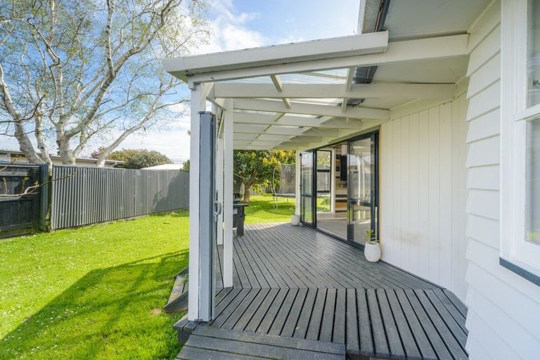 Photo of property in 42 Lincoln Street, Ashhurst, 4810