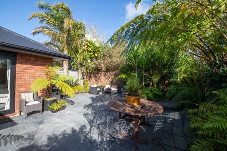 Photo of property in 112a Fitzroy Street, Terrace End, Palmerston North, 4410