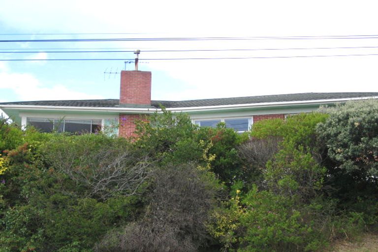 Photo of property in 32 Browns Bay Road, Rothesay Bay, Auckland, 0630