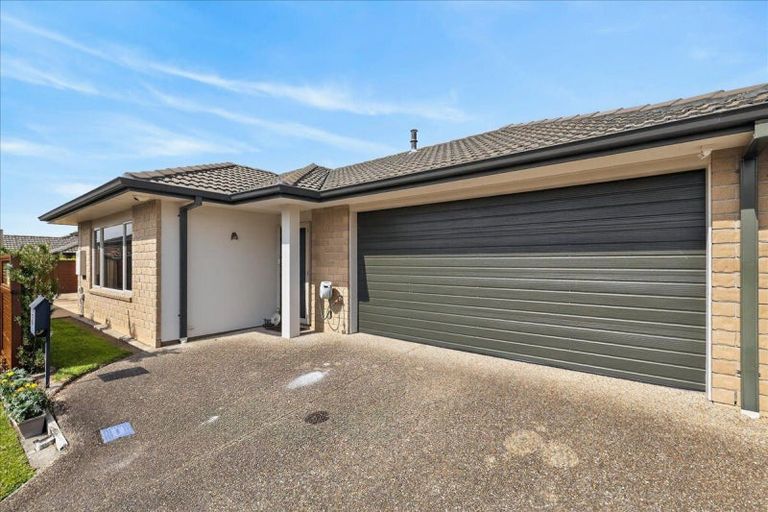 Photo of property in 22 Havenbrook Way, Pyes Pa, Tauranga, 3112