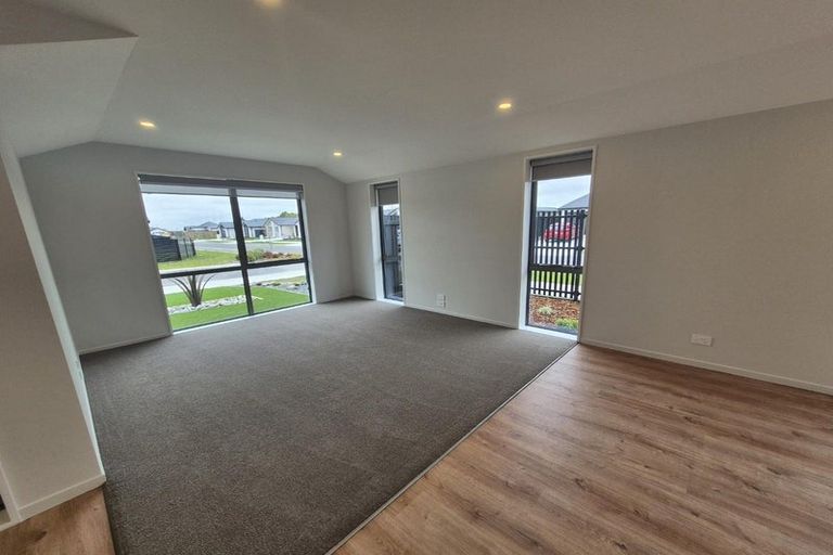 Photo of property in 30 Mcgrath Lane, Rangiora, 7400