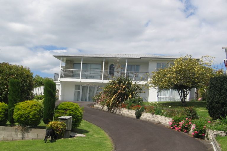 Photo of property in 58 The Crescent, Waihi Beach, 3611