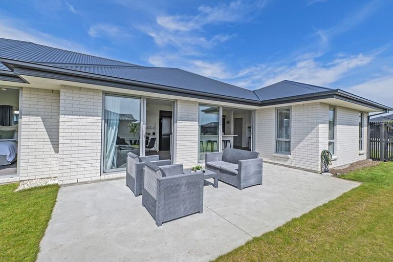 Photo of property in 3 Letitia Street, Burwood, Christchurch, 8083