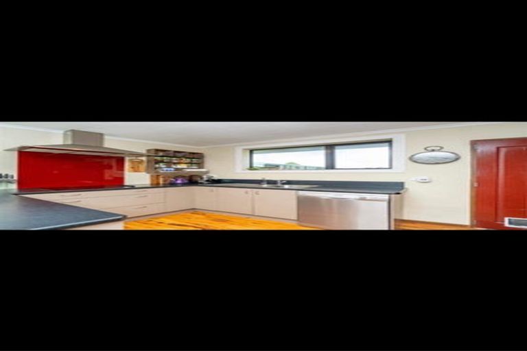 Photo of property in 15 Cross Street, Milton, 9220