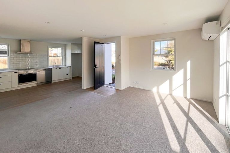 Photo of property in 1/119 Hastings Street East, Sydenham, Christchurch, 8023