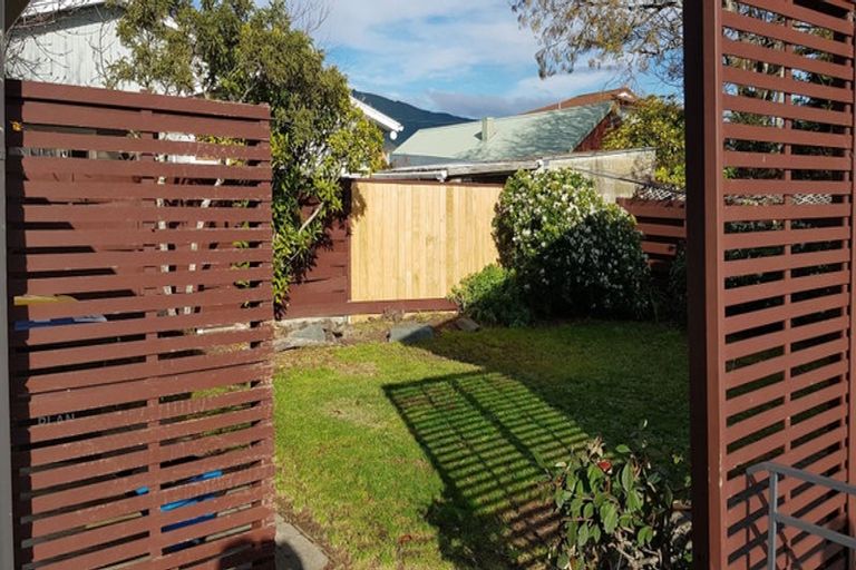 Photo of property in 2/11 Leicester Street, Stoke, Nelson, 7011