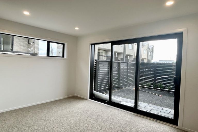 Photo of property in 32/28 Westgate Drive, Westgate, Auckland, 0614