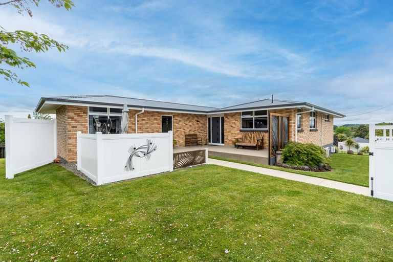 Photo of property in 100 Fairview Road, Te Awamutu, 3800