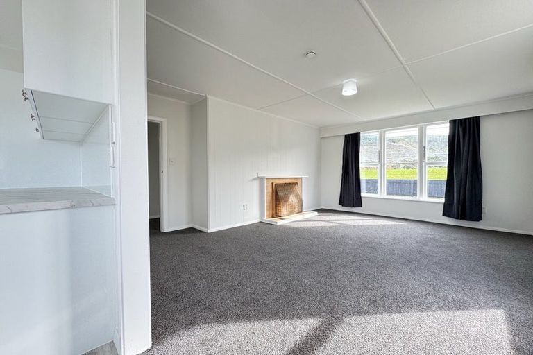 Photo of property in 1218 Taita Drive, Taita, Lower Hutt, 5011