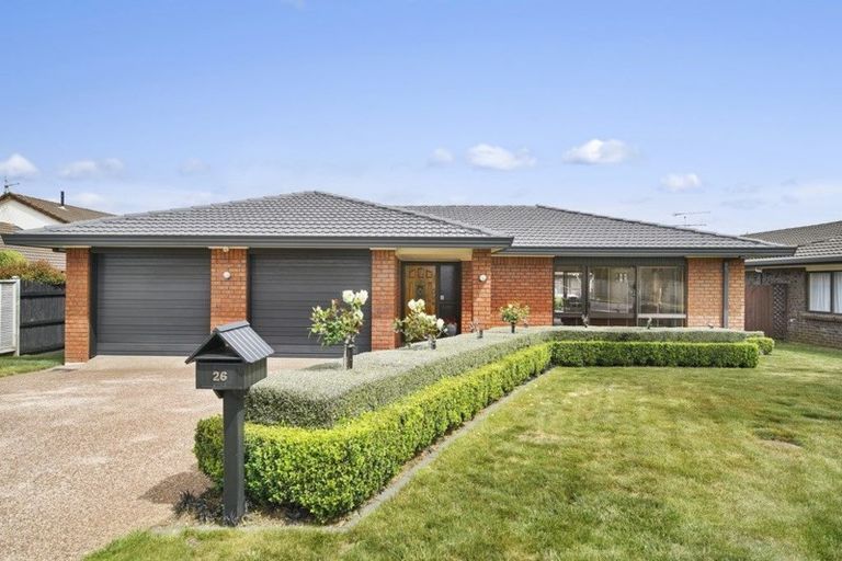 Photo of property in 26 Loloma Drive, Half Moon Bay, Auckland, 2012